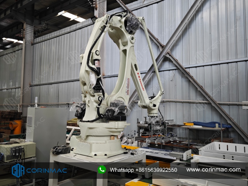 Automatic robot and stacker